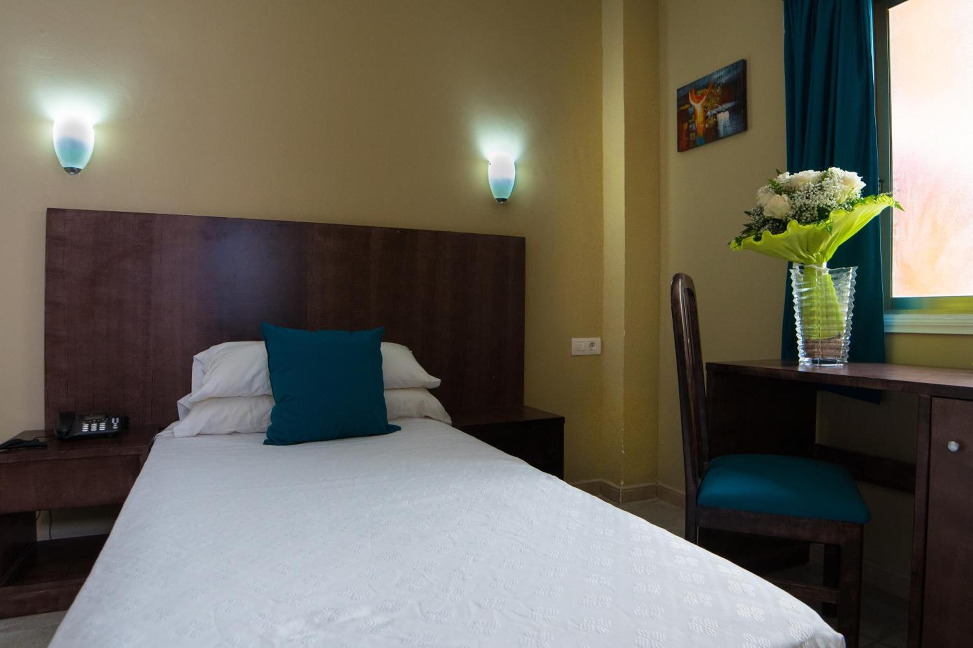 Hotel Aeropuerto Sur San Isidro  Εξωτερικό φωτογραφία